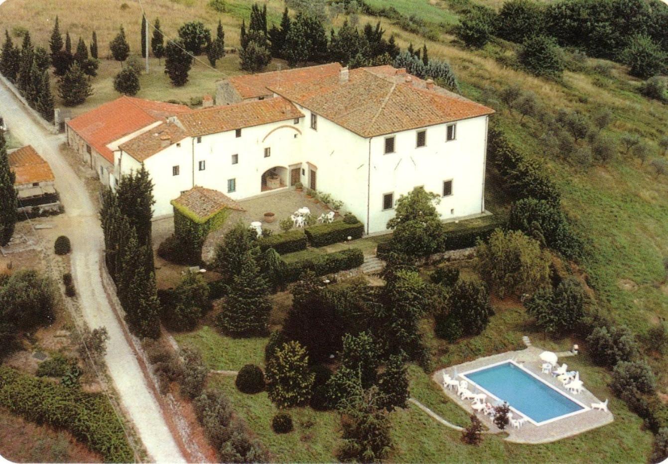 Вилла Agriturismo Il Palazzaccio Галлиано Экстерьер фото